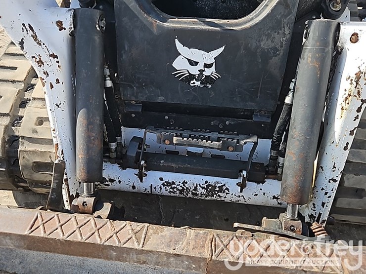 2021-bobcat-t76-image-14