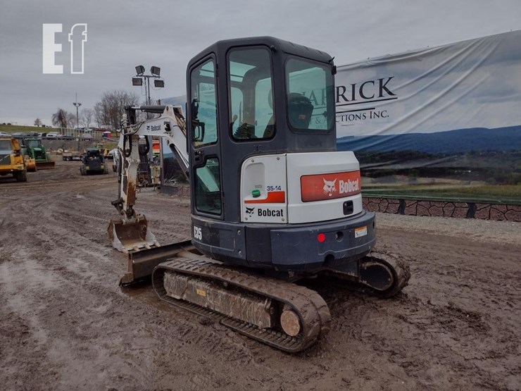 2014-bobcat-e35-image-50