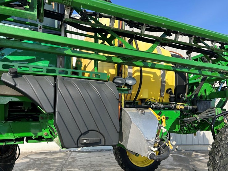 2015-john-deere-r4030-image-31