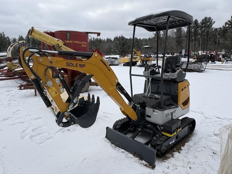new-sd-lanch-sdle18p-mini-backhoe-image-1