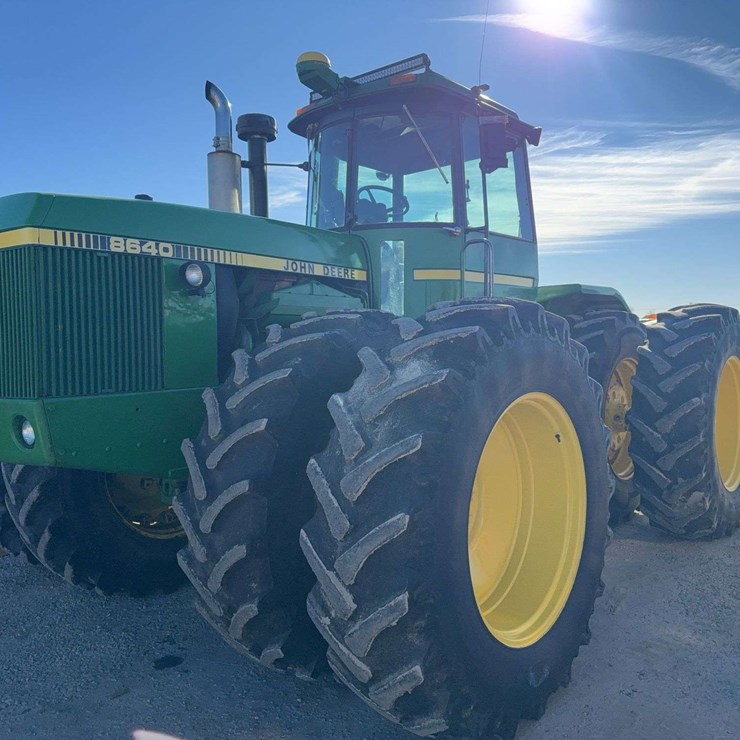 1981 JOHN DEERE 8640