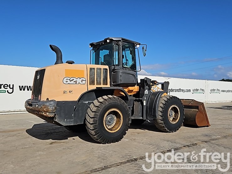 2017-case-621g-image-5