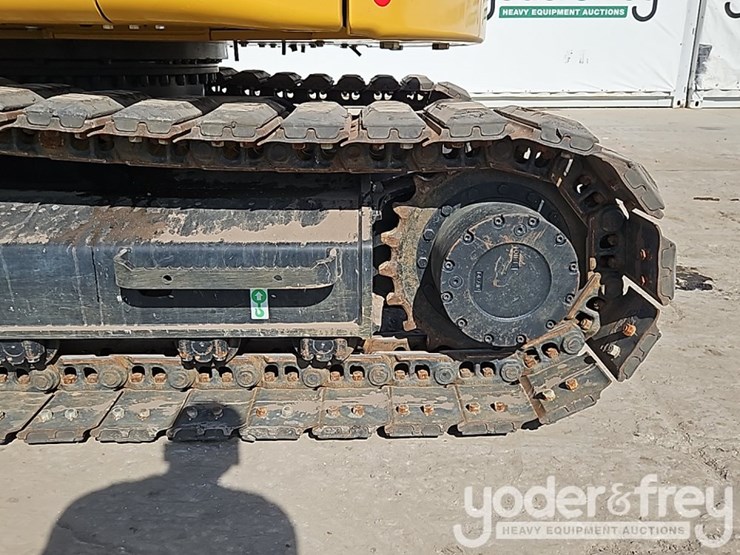 2023-caterpillar-315-image-11