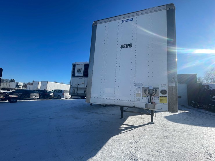 2023-stoughton-trailer-image-4