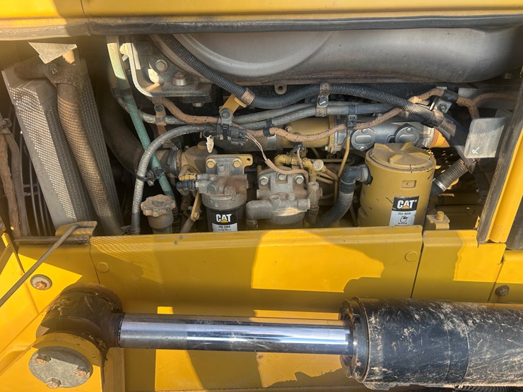 caterpillar-d6n-lgp-image-48