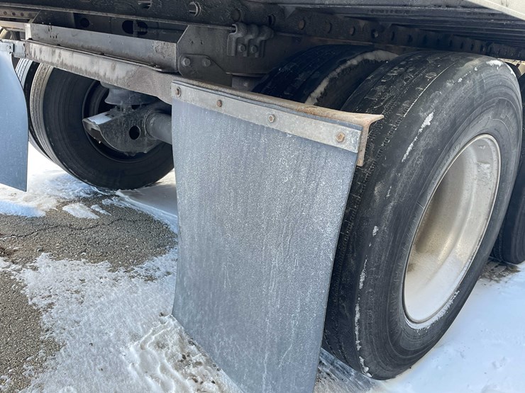 2010-utility-reefer-image-27