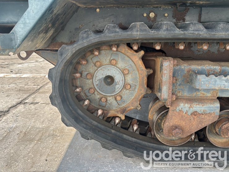 2010-yanmar-c30r-2b-image-12