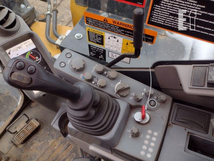 2021-deere-85g-image-9