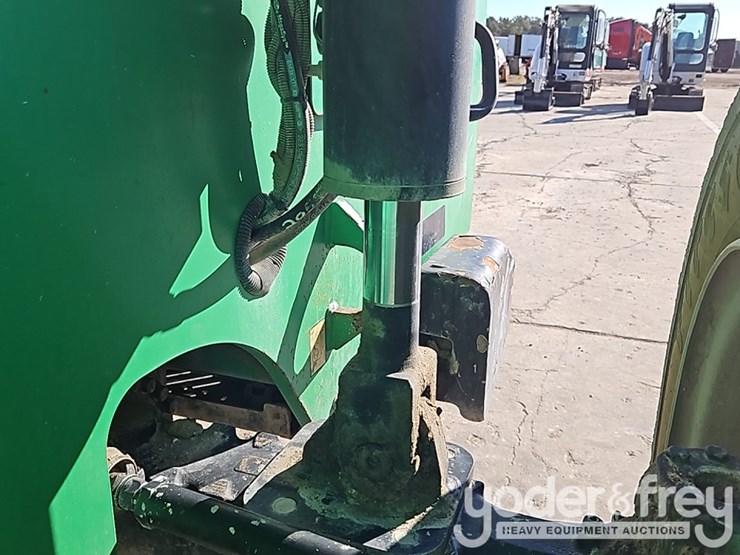 2016-sky-trak-6042-image-21