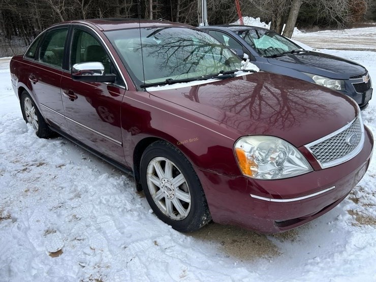 2005-ford-five-hundred-car-image-1