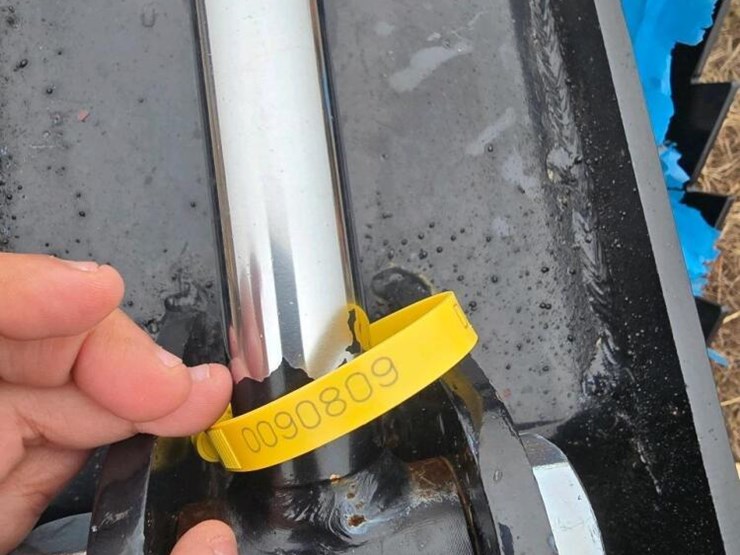 stump-bucket-for-skid-steer-image-4