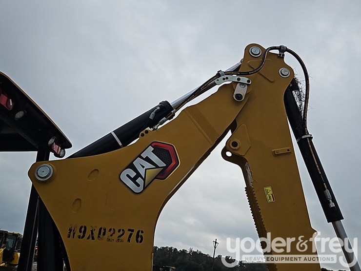 2023-caterpillar-420-xe-image-16