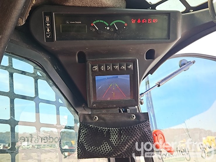 2023-deere-317g-image-31