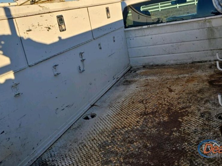 2012-ford-f550-image-18