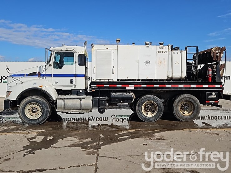 2011-kenworth-t470-image-3