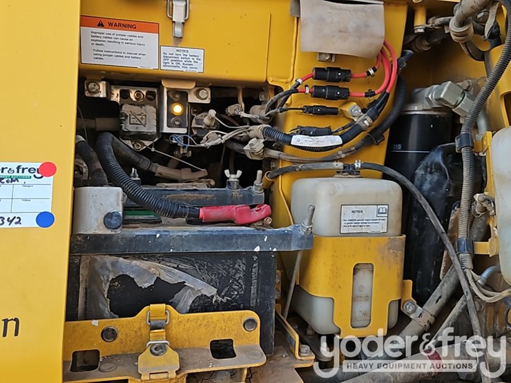 2023-komatsu-d51pxi-24-image-26