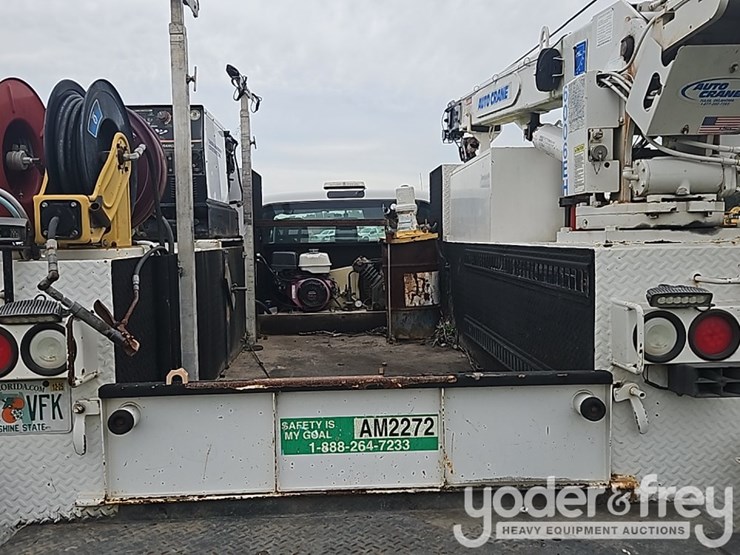 2016-ford-f550-image-19