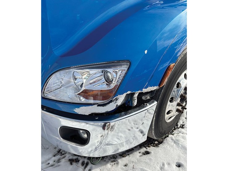 2020-peterbilt-579-image-5