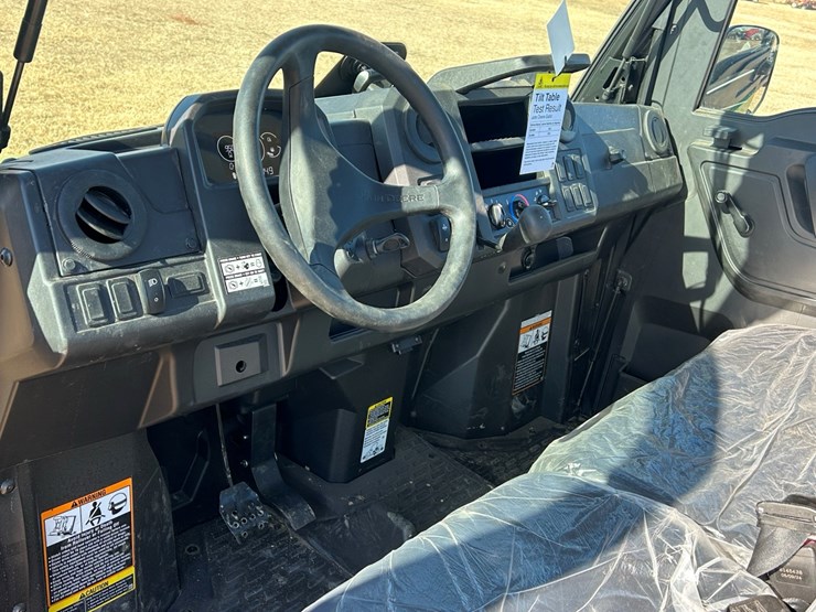 2024-john-deere-xuv-845r-image-15