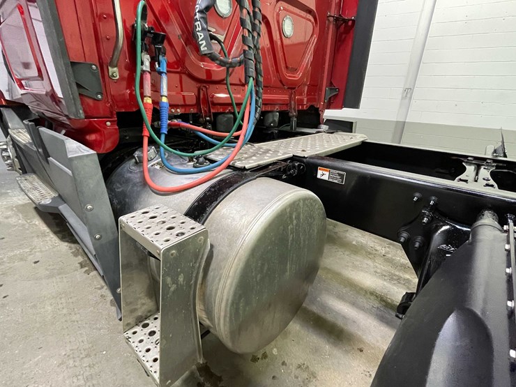 #6226-•-2021-freightliner-cascadia-semi-truck-(title-in-delay)-image-64