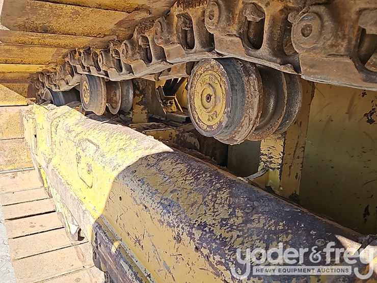 2023-caterpillar-d4-image-22