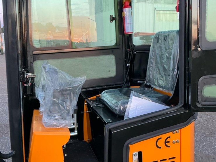 #1208-•-unused-future-ft13c-mini-excavator-image-24