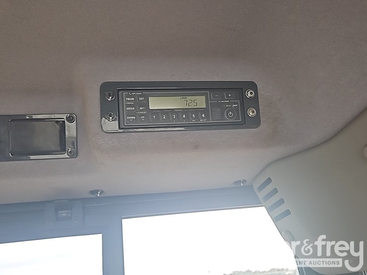 2023-komatsu-d61px-24-image-48