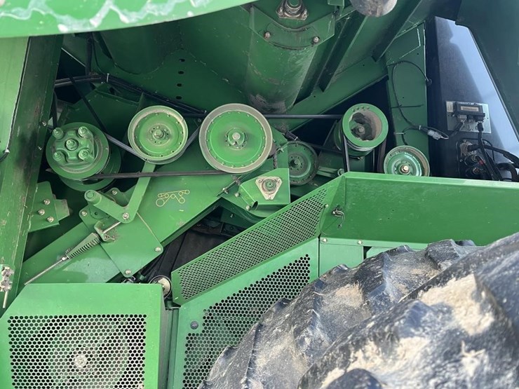 2006-john-deere-9760-sts-image-19