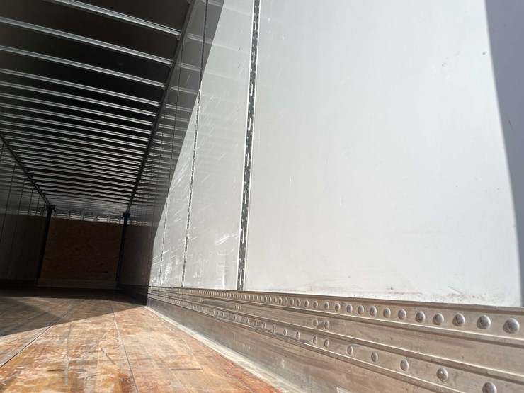 2022-stoughton-trailer-image-34