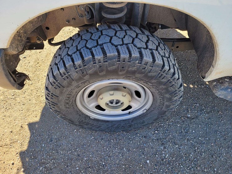 2016-ford-f350-sd-image-17