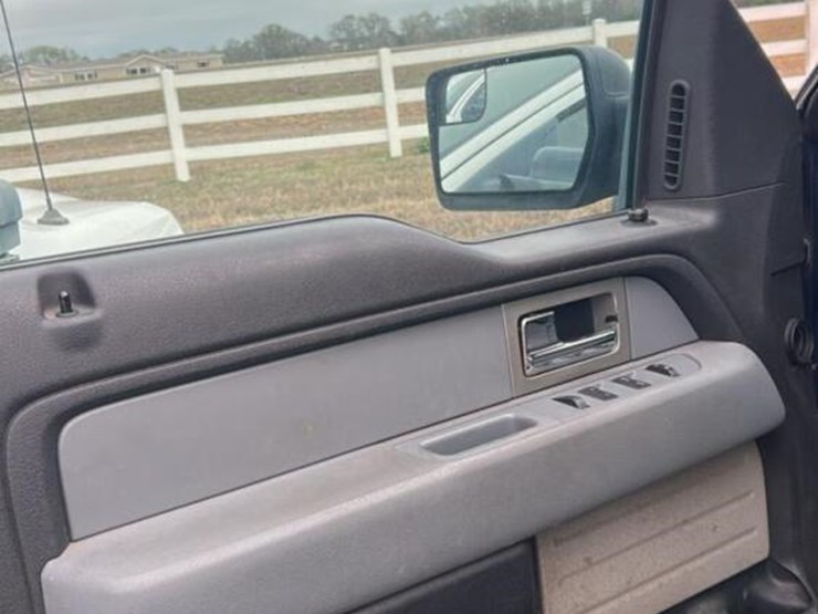 2011-ford-f150-image-10