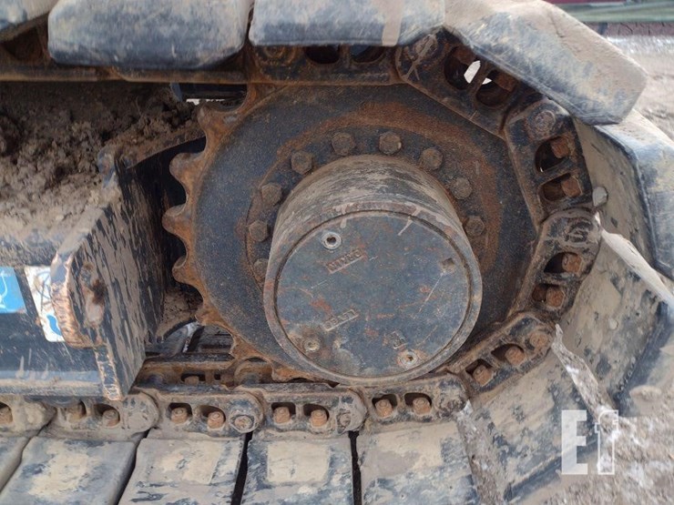 2021-deere-85g-image-27