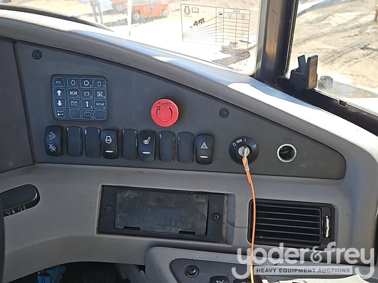 2021-volvo-a40g-image-28