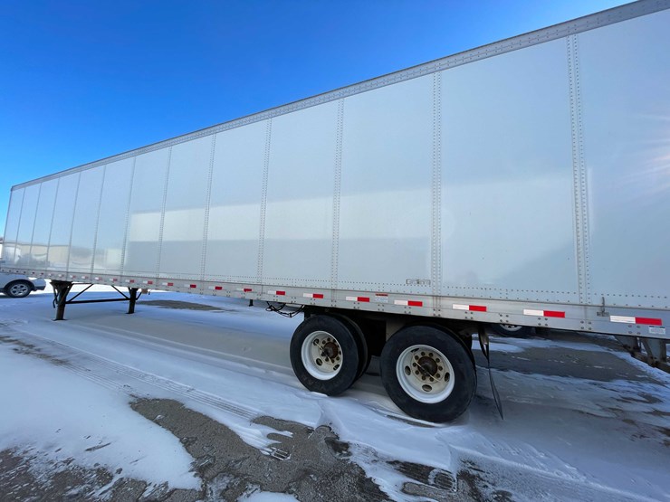 2023-stoughton-trailer-image-10