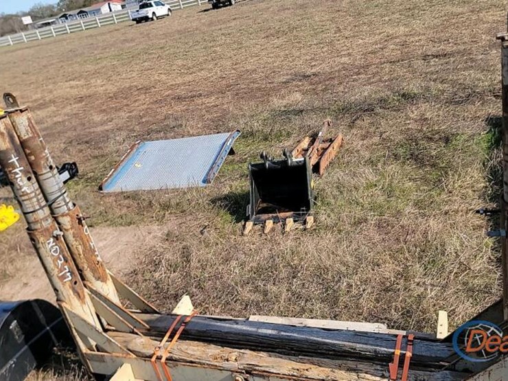 log-bolsters-image-2