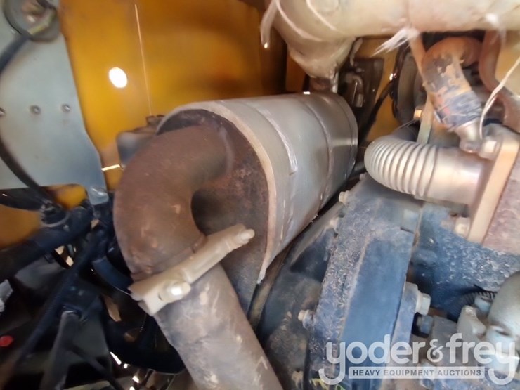 2015-jcb-6tst-image-24