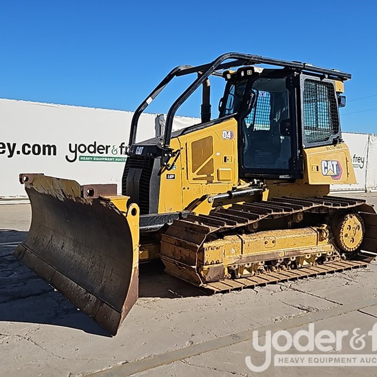 2023 CATERPILLAR D4