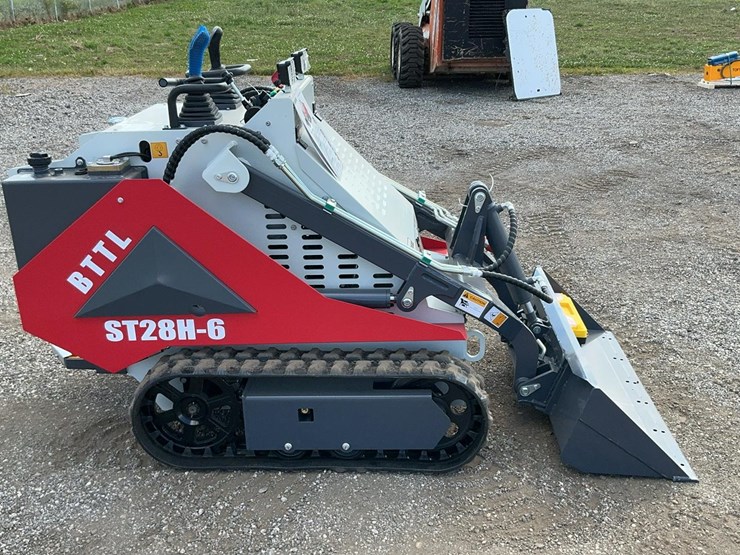 #1007-•-unused-2025-bttl-st28h-6-mini-skid-loader-image-6