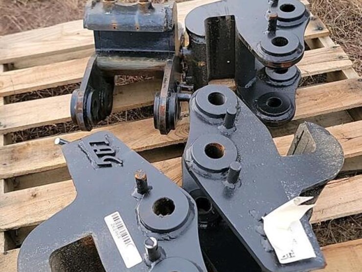 (4)-excavator-quick-connects-image-2