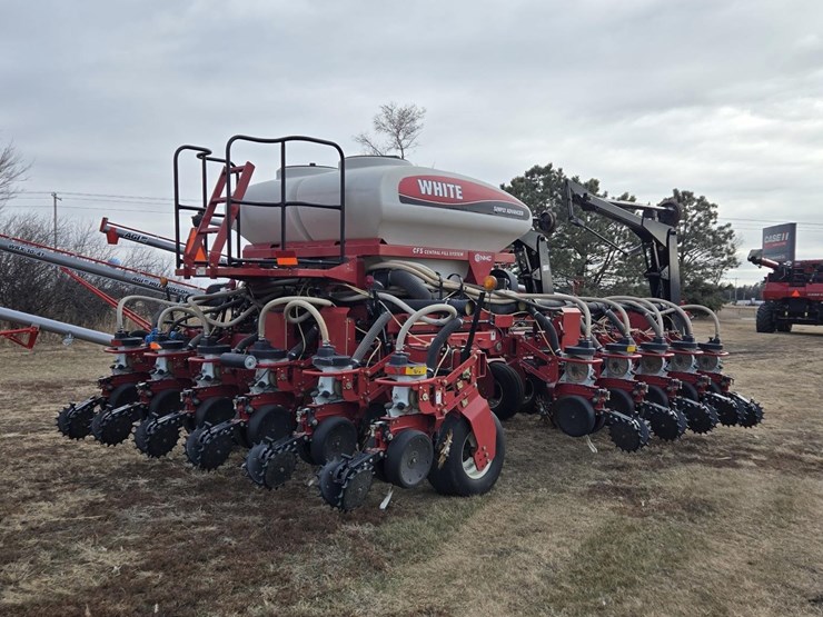 2006-white-8516-image-9