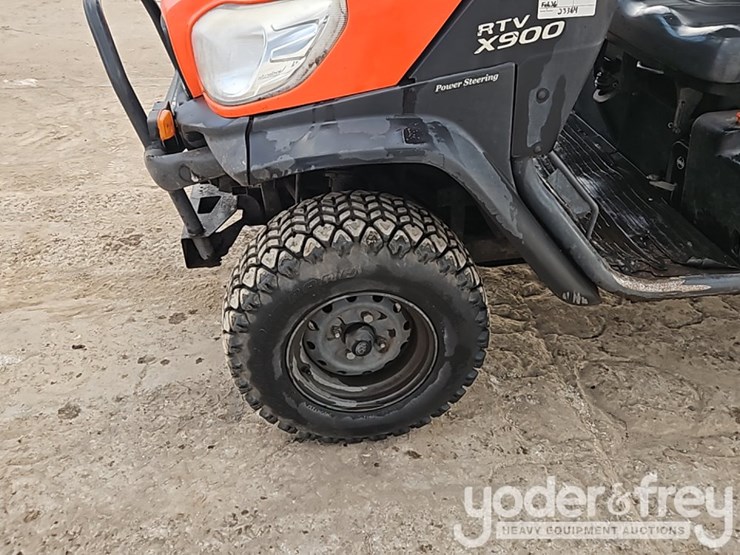 2015-kubota-rtv-x900-image-11
