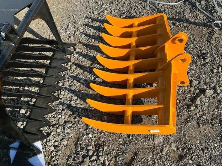 caterpillar-305-image-2