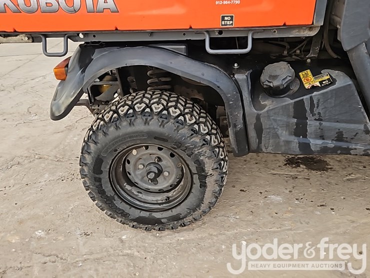 2015-kubota-rtv-x900-image-8