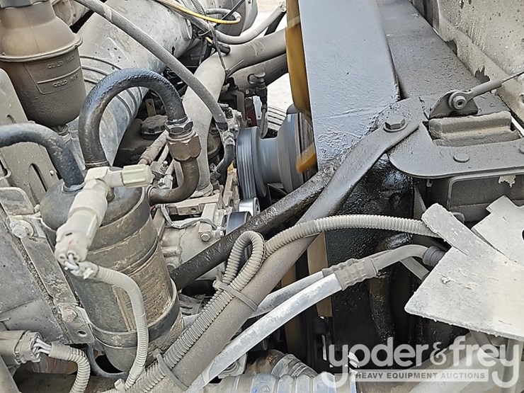 2007-sterling-lt7500-image-21