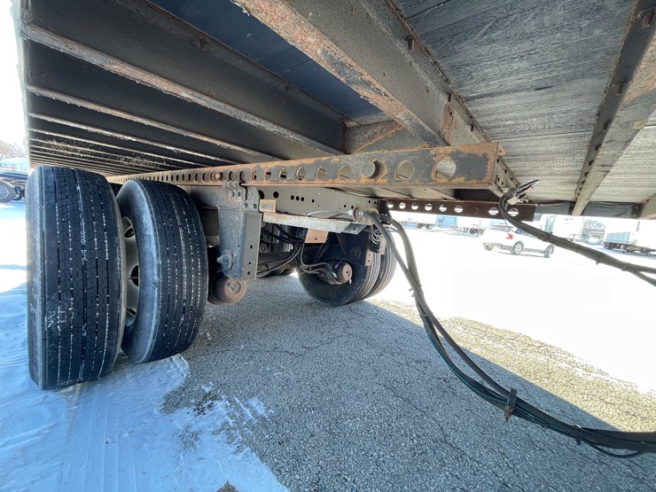 2023-stoughton-trailer-image-17