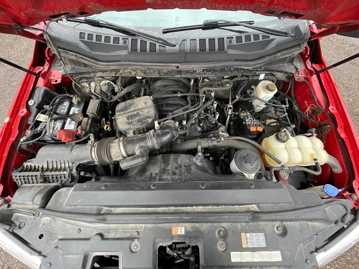 2021-ford-f350-xl-image-33