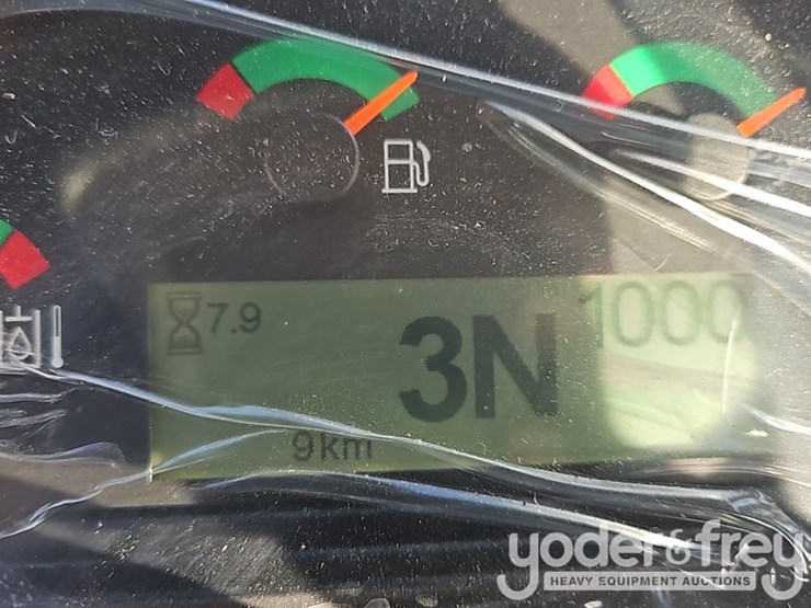 2024-caterpillar-910-image-34