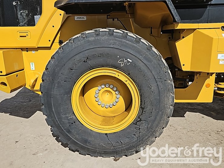 2026-caterpillar-930-image-9