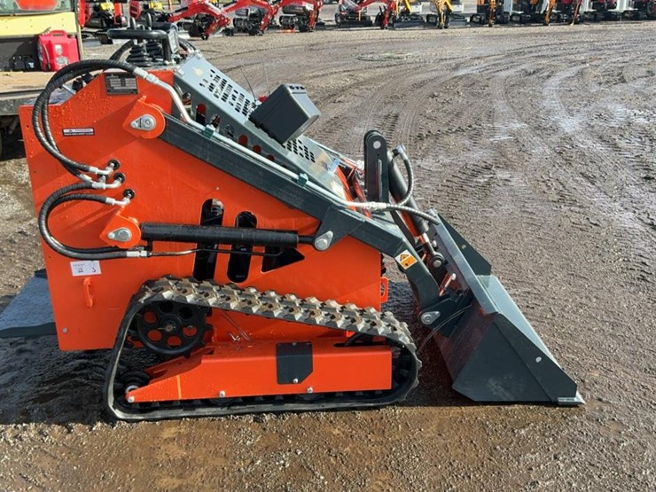 #1009-•-unused,-landhero,-mini-skid-steer-loader,-ldh-t460-image-7