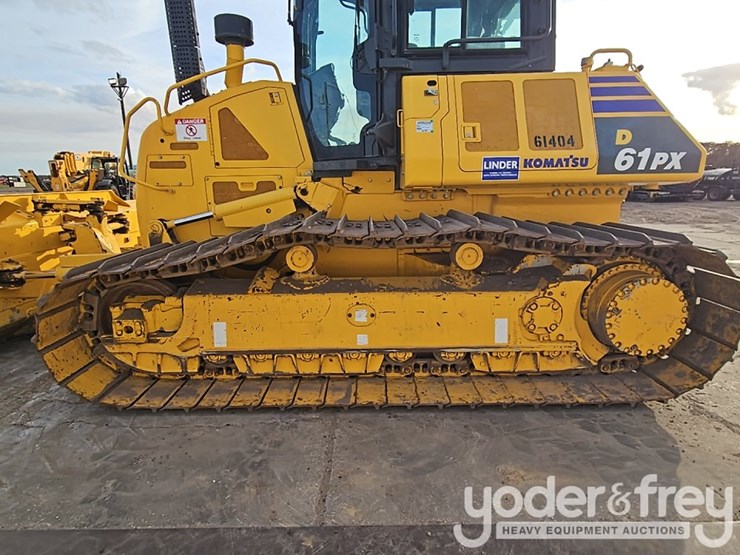 2023-komatsu-d61px-24-image-25